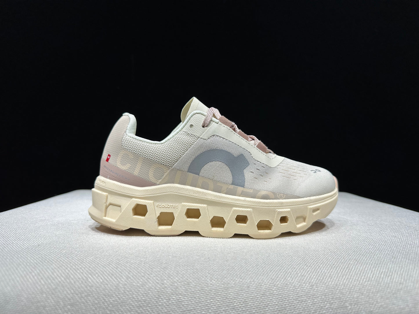 On Cloud-Monster Kids Shoes