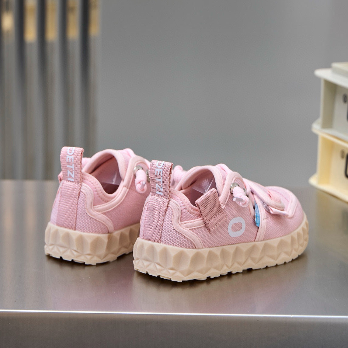 Oetzi Mini Canvas Sneakers