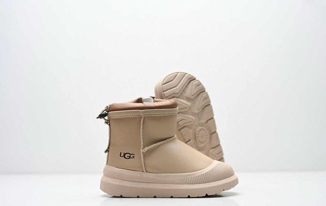 UGG Classic Short Weather Hybrid Kids Boot