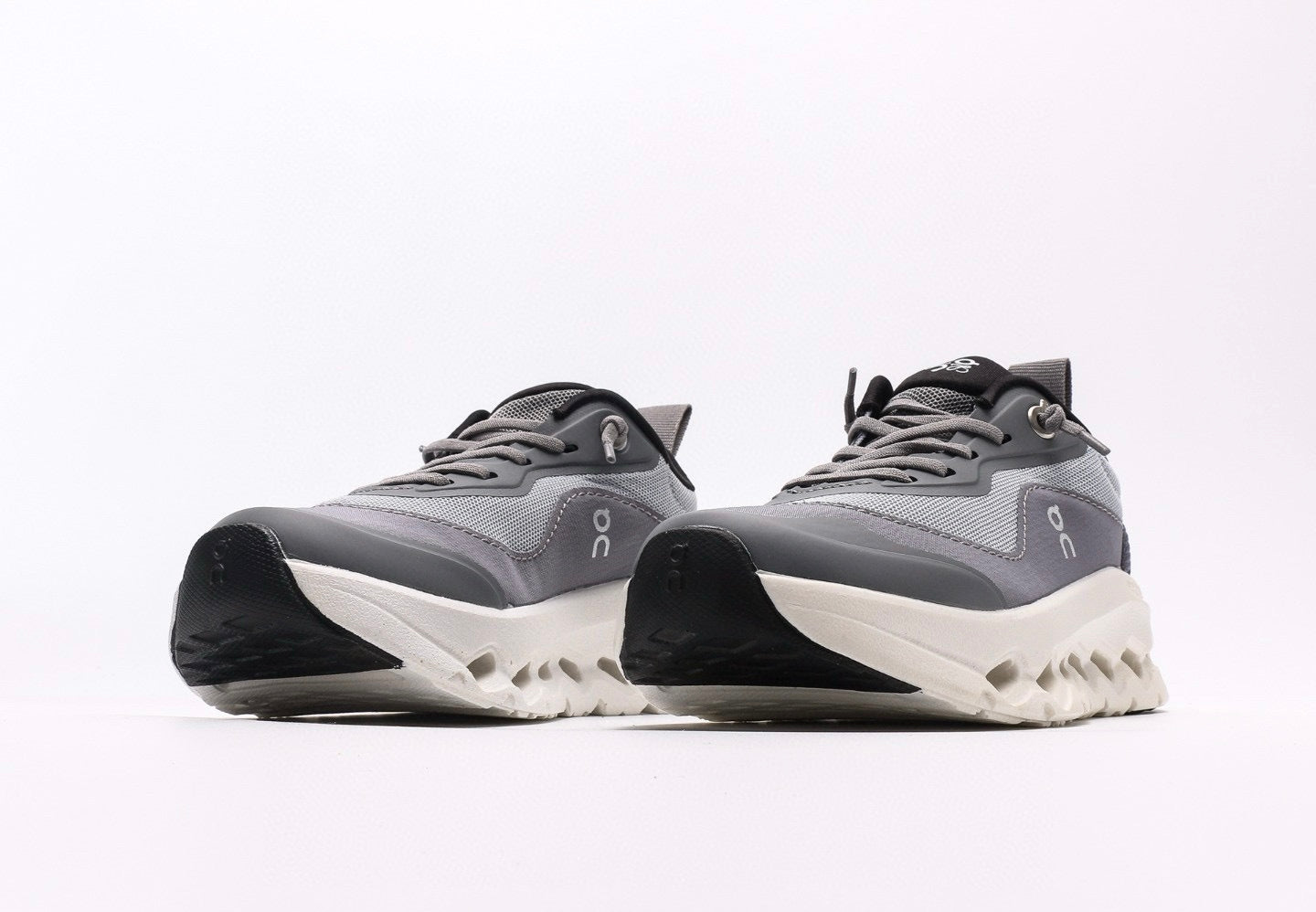 On Cloud Kids Shoes