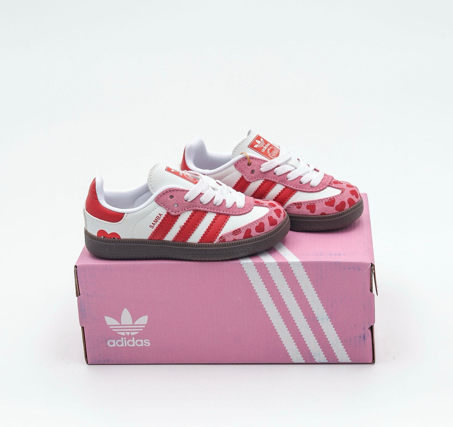 Adidas Samba Love x Comme Des Garçons sneaker