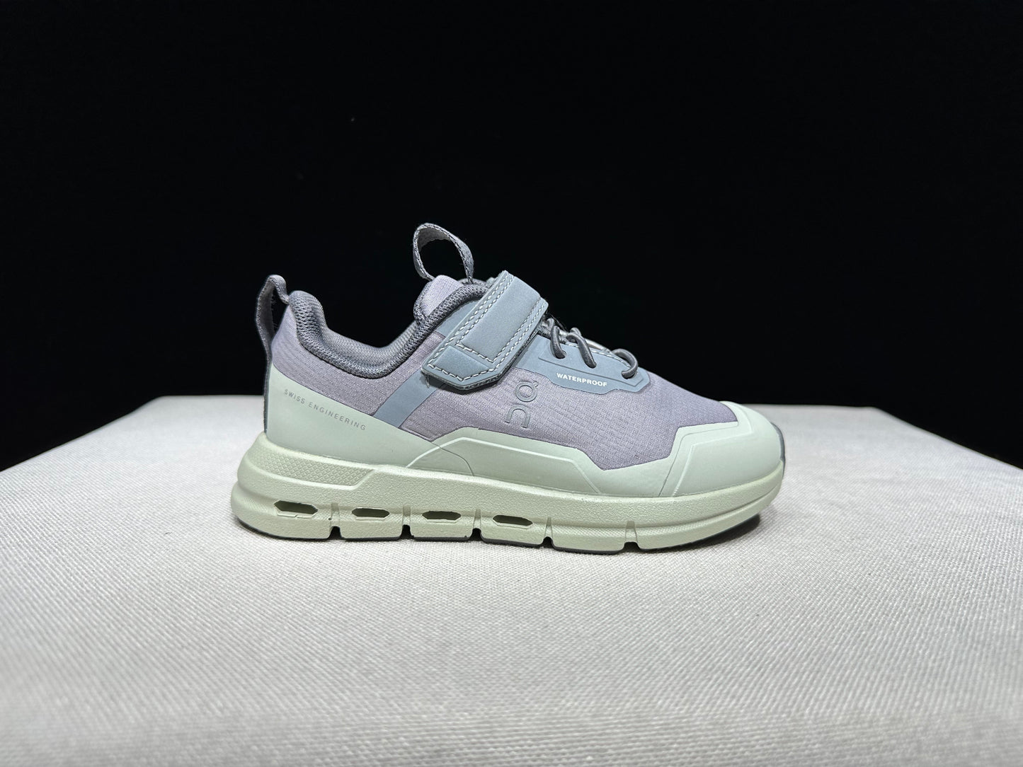 On Cloudhero Low Waterproof kid's