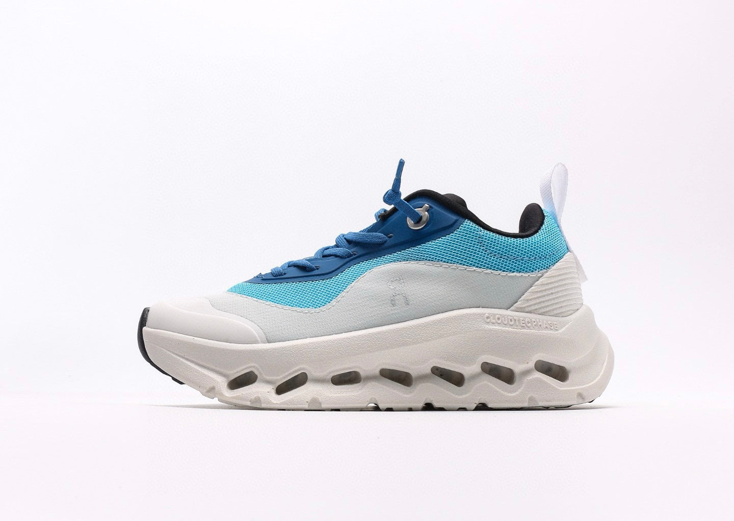 On Cloud Kids Shoes