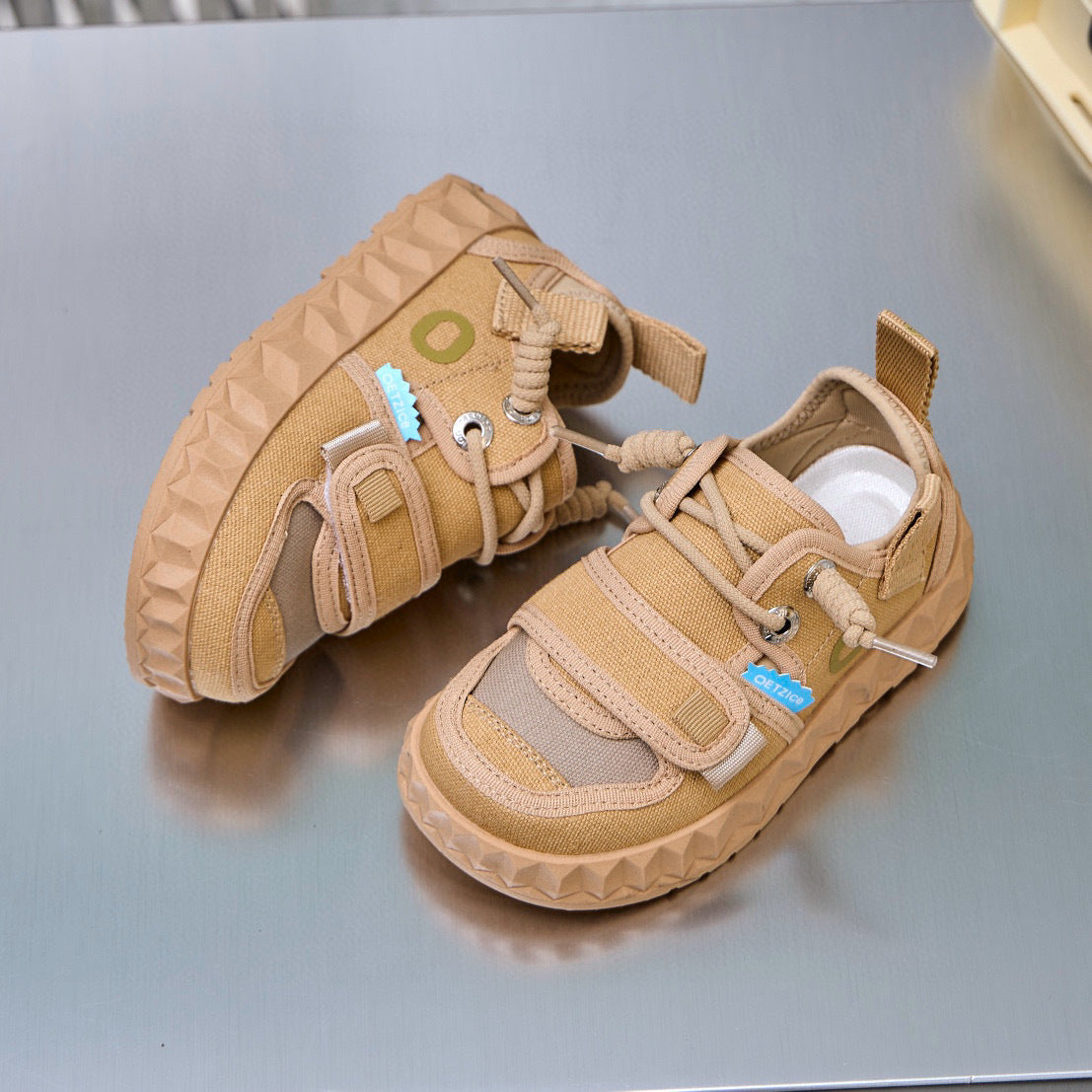 Oetzi Mini Canvas Sneakers