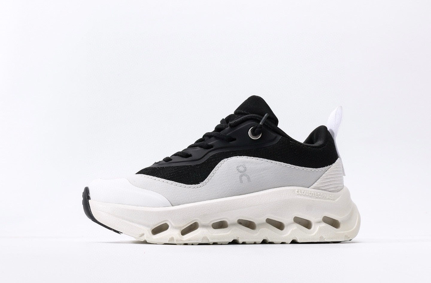 On Cloud Kids Shoes