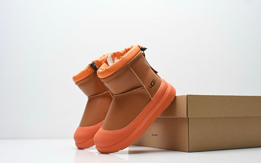 UGG Classic Short Weather Hybrid Kids Boot
